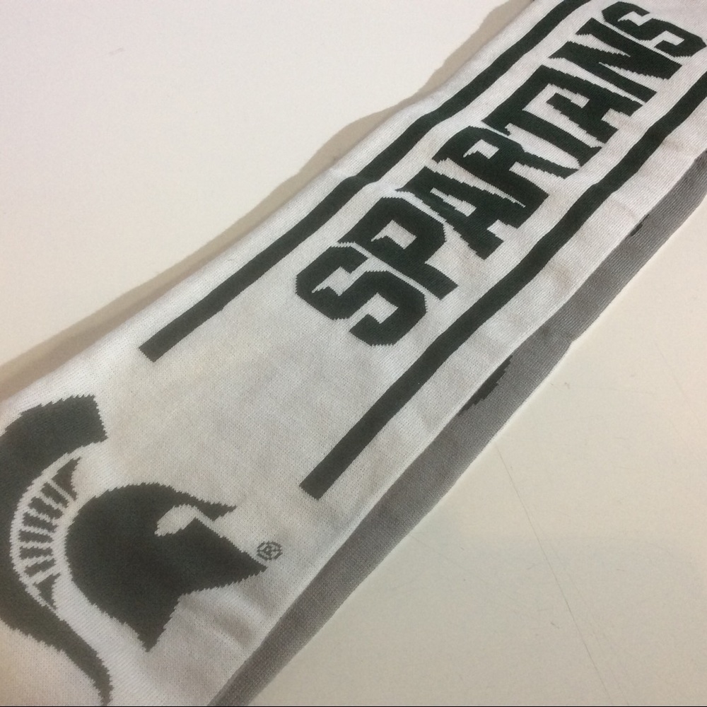 Michigan State University MSU Spartans Knit Scarf Apx 7" x 60" Green Grey Fringe